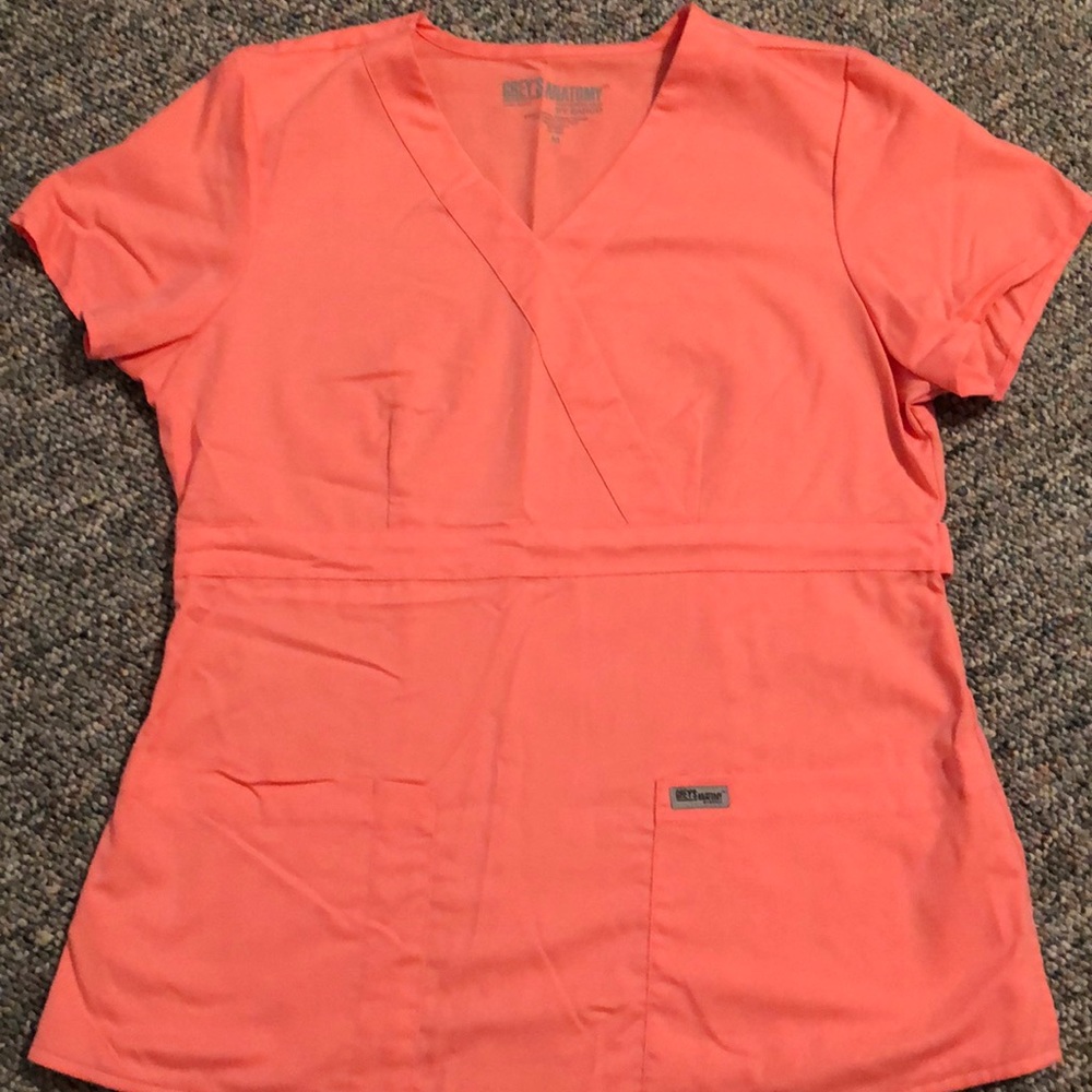 Coral scrub top